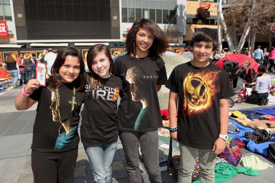 "The Hunger Games" World Premiere: "The Hob" Fan Event