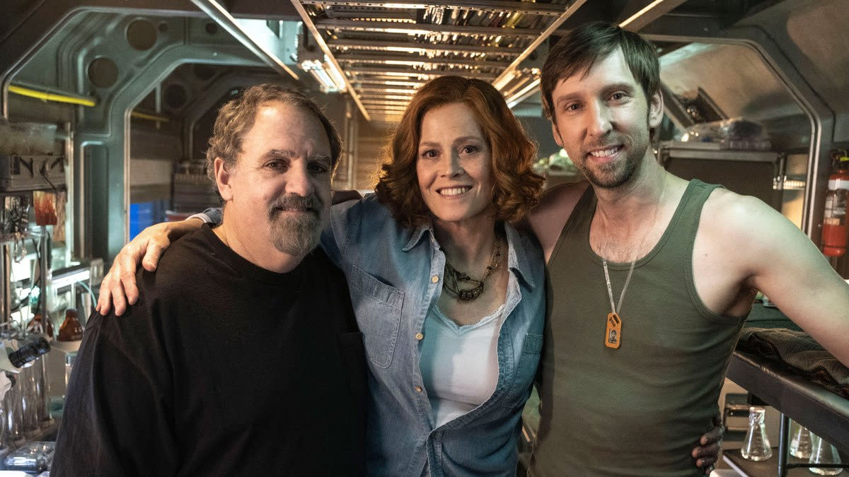 Producer Jon Landau, Sigourney Weaver and Joel David Moore on the set of 'Avatar 2'. (Credit: Twitter/Jon Landau)