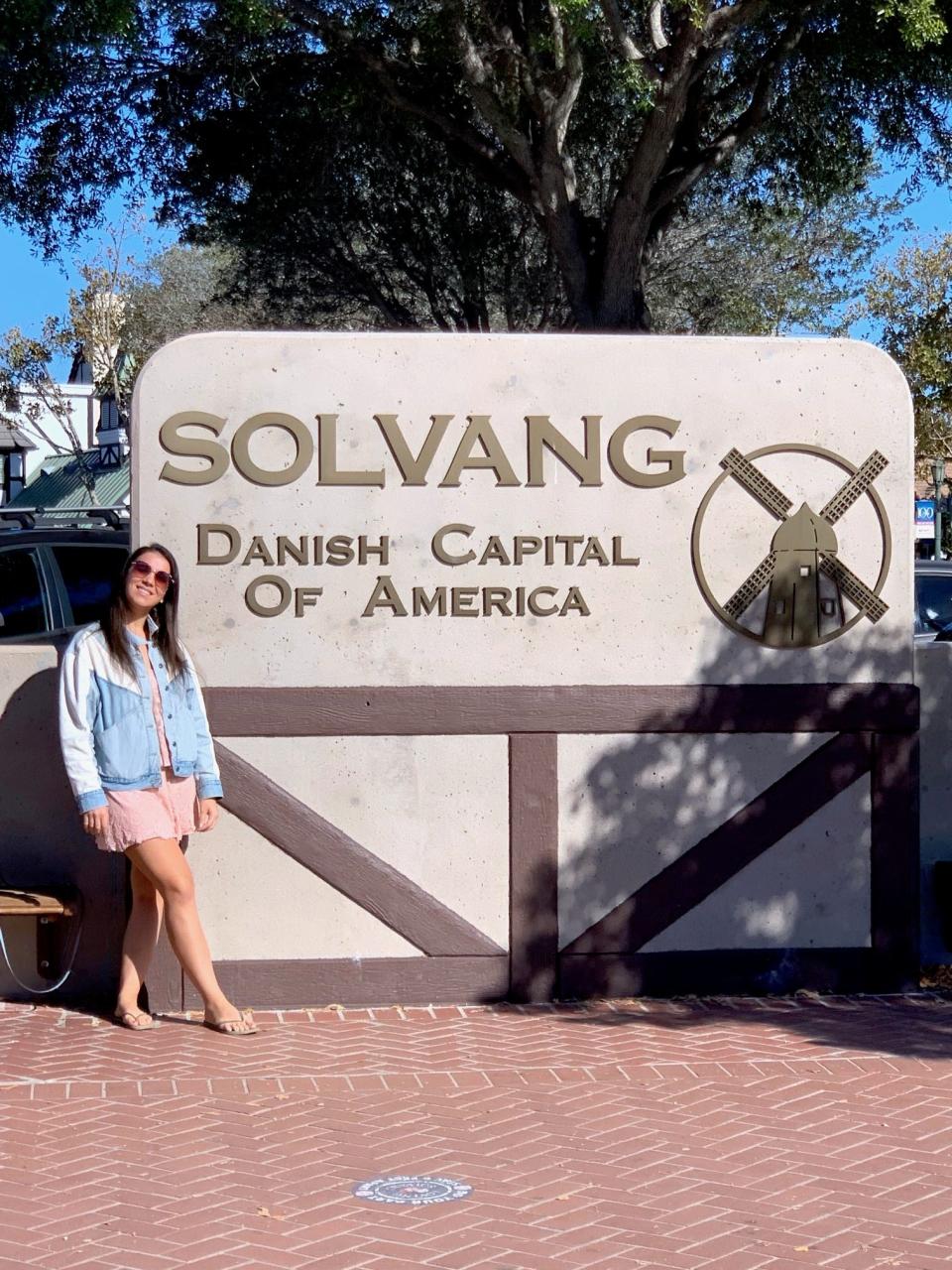 Solvang welcome sign