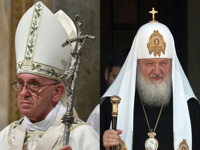 On his way to Mexico, Pope Francis (L) will stop over in Havana for a historic meeting with the head of the Russian Orthodox Church, Patriarch Kirill (R)