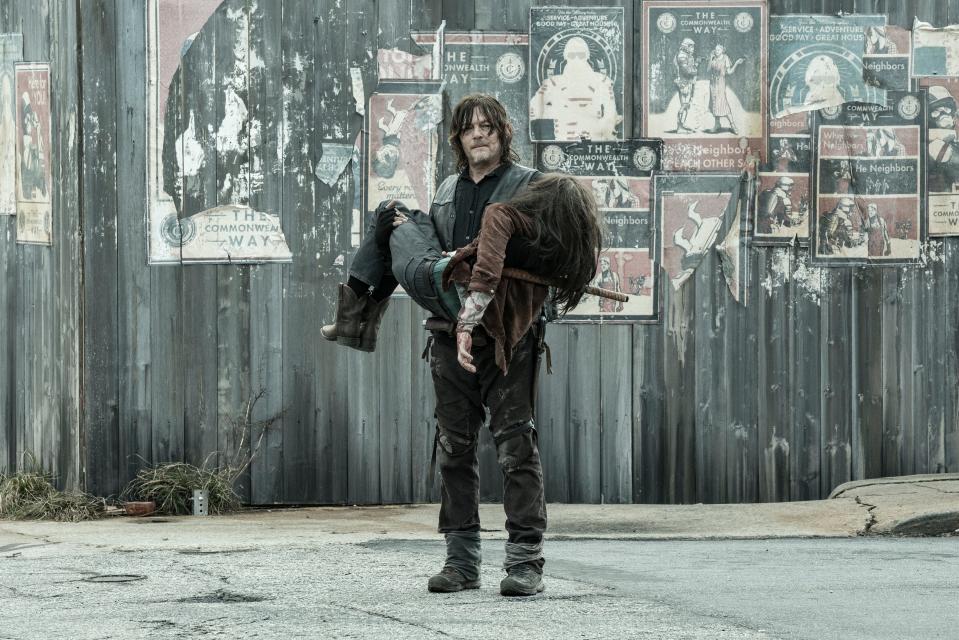 TWD 1123 Daryl and Judith