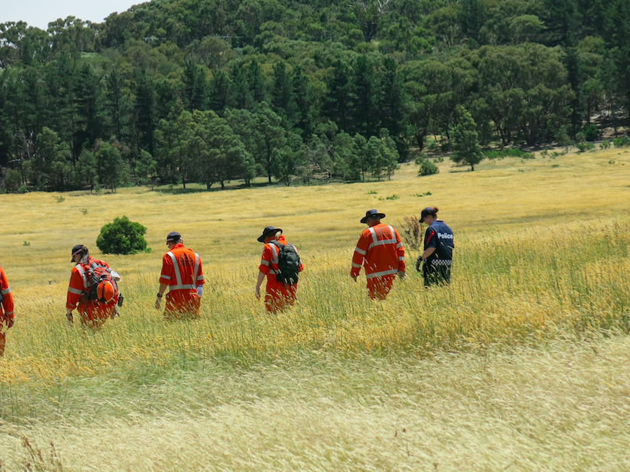 Police and SES scoured bushland in December 2016 in the Gisborne, Mount Macedon area. Photo: AAP