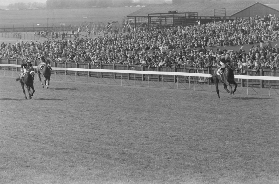 The final stages of the 1971 2000 Guineas Stakes at Newmarket with, on right, eventual winner Brigadier Gerard ridden by Joe Mercer ahead of Mill Reef - Evening Standard/Hulton Archive/Getty