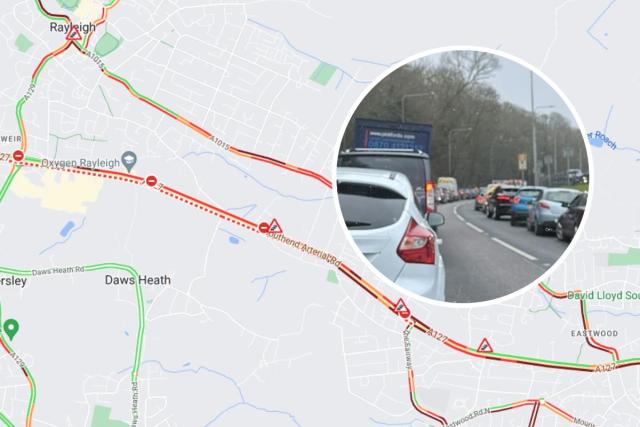 A127 crash Road closed at Rayleigh Weir prompting severe