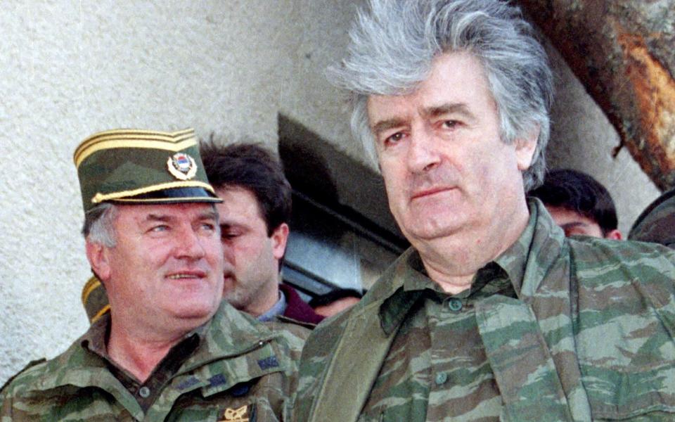 Karadzic with Ratko Mladic - Reuters