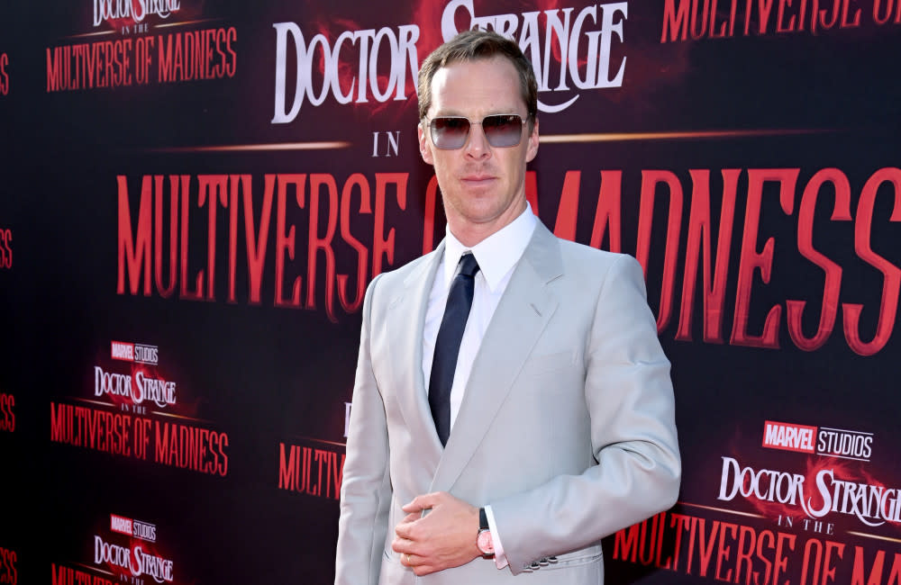 Benedict Cumberbatch is male lead in 'The Roses' alongside Olivia Colman credit:Bang Showbiz