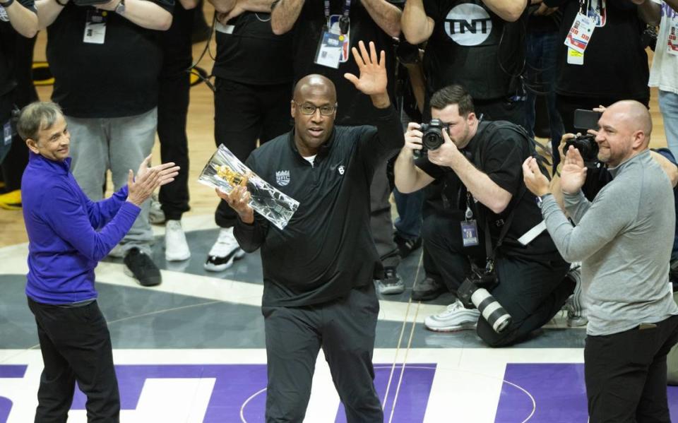 Sacramento Kings coach Mike Brown receives the Coach of the Year award during Game 5 of the first-round NBA playoff series at Golden 1 Center on Wednesday, April 26, 2023.