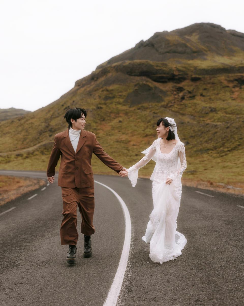 脆樂團到冰島拍攝婚紗照。（圖／好多音樂提供）