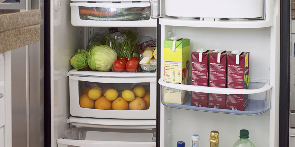 What's Really Supposed to Go In Your Refrigerator's Humidity Drawers