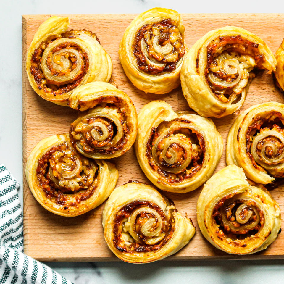 Apple Butter & Cheddar Puff Pastry Roll