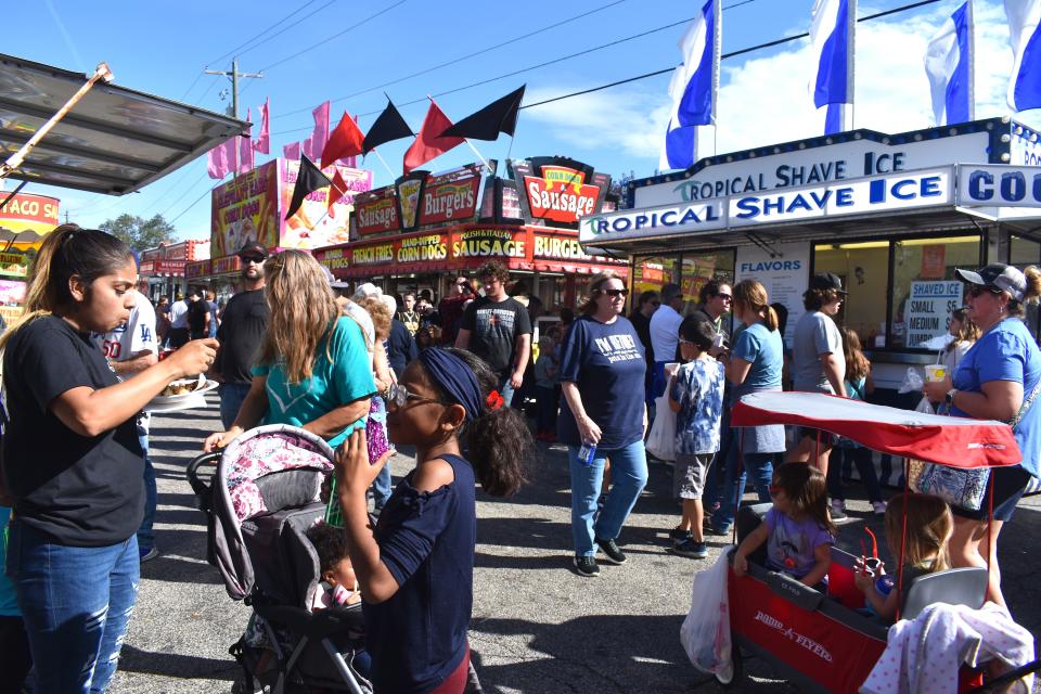 A section of Franklin Street near Clinton Middle School was full of fair food vendors during the 2021 Clinton Fall Festival. The food vendors will be back for the 2022 festival, which is Sept. 23-25.