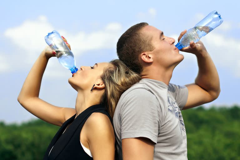 En días de calor extremo es fundamental hidratarse