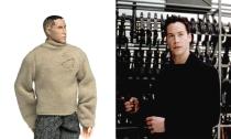 <p>Este é o boneco de ação que todos queriam – Keanu Reeves com sua camisa semelhante a um saco de batatas em ‘Matrix’. <i>(Foto: Everett)</i></p>