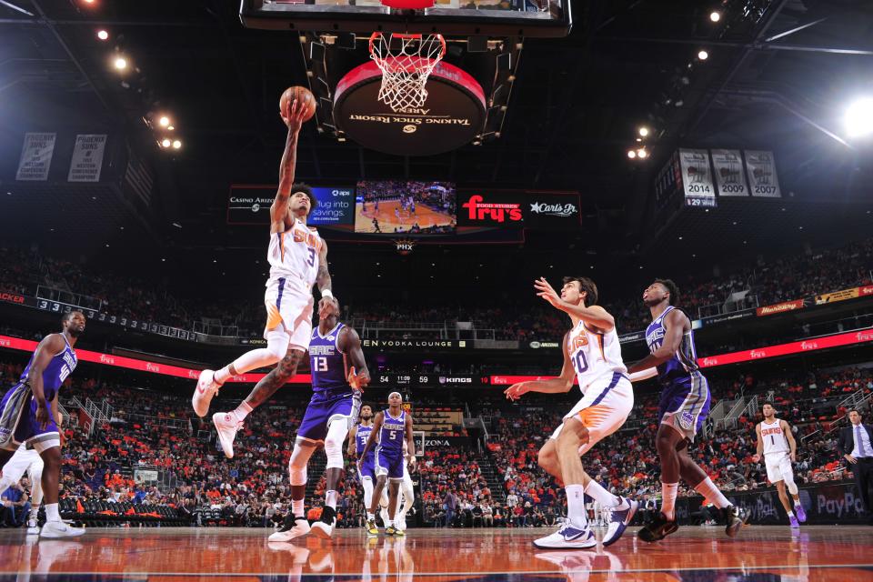 <h1 class="title">Sacramento Kings v Phoenix Suns</h1><cite class="credit">Barry Gossage</cite>