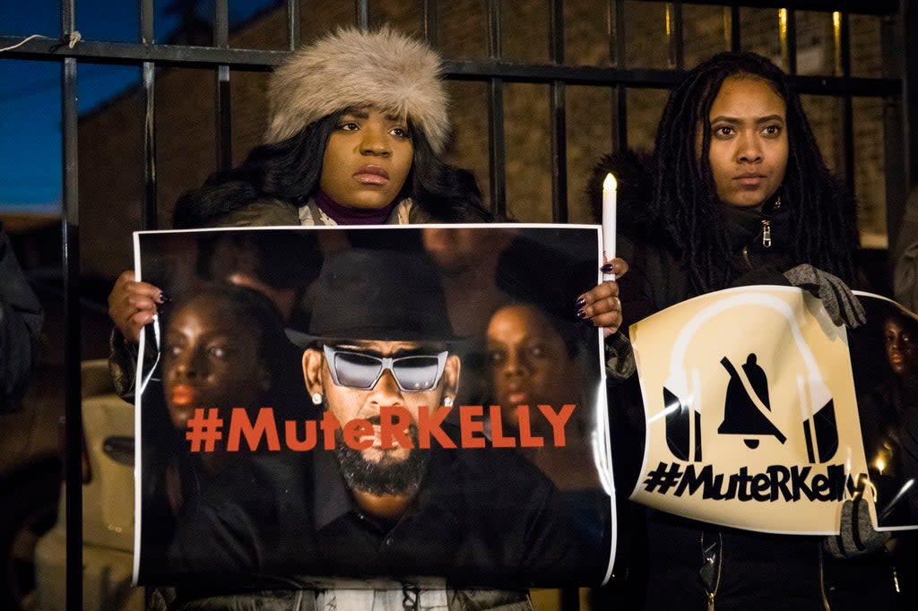 R Kelly Black Women (ASSOCIATED PRESS)