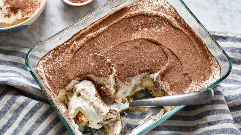 vegan tiramisu cocoa powder