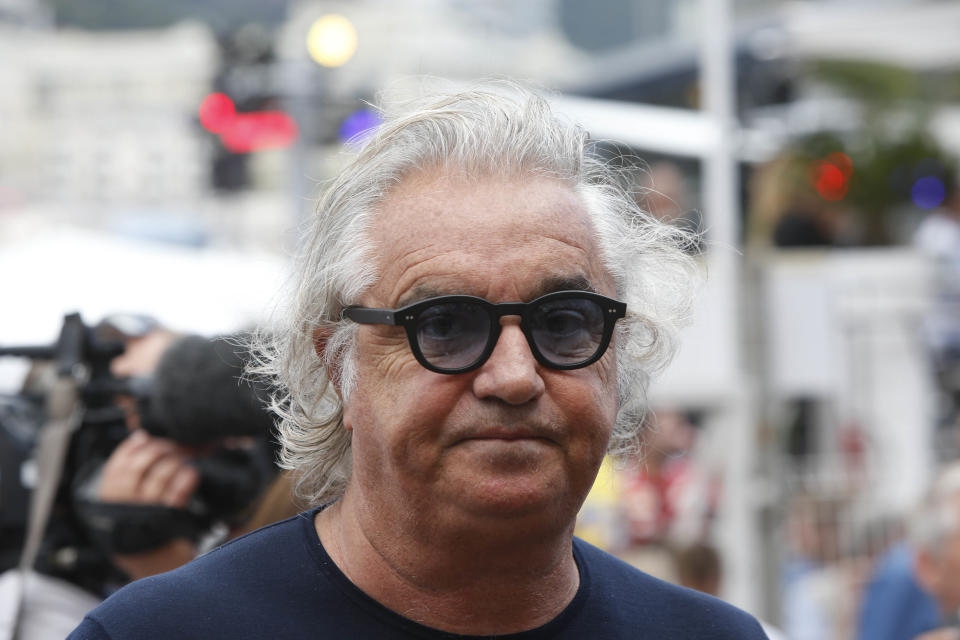 Briatore contro Vauro, volano insulti a "Non è l'Arena"