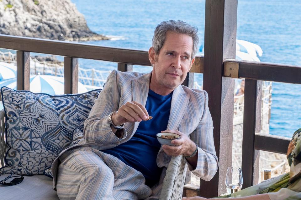 Tom Hollander in "The White Lotus."