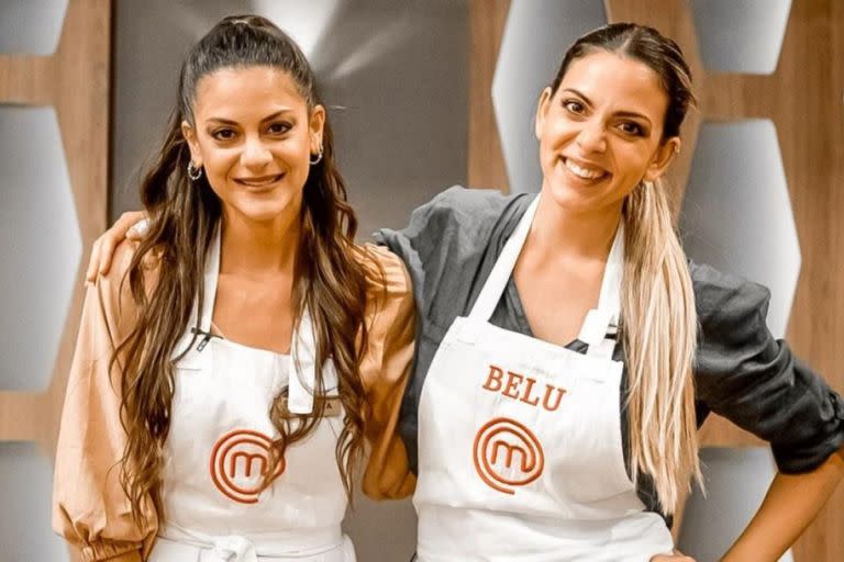 Emily y Belu Lucius durante la participación de la segunda en otro reality, no tan polémico: MasterChef Celebrity