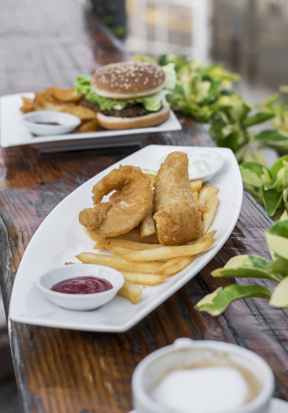 長洲美食︱180度全海景露天茶座  滑浪板打卡位  嘆fish and chips