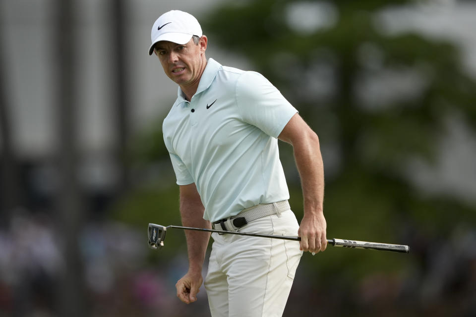 Rory McIlroy, of Northern Ireland, reacts after missing a putt on the 15th hole during the final round of the U.S. Open golf tournament Sunday, June 16, 2024, in Pinehurst, N.C. (AP Photo/Matt York)