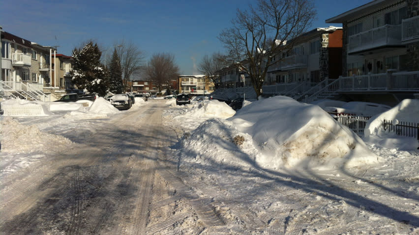 Snow removal crews still have some work to do on Fontaine Street in LaSalle. According to the city spokesperson, the remaining 2 per cent of streets left to be cleared are in LaSalle, Verdun and Ville Saint-Laurent. 