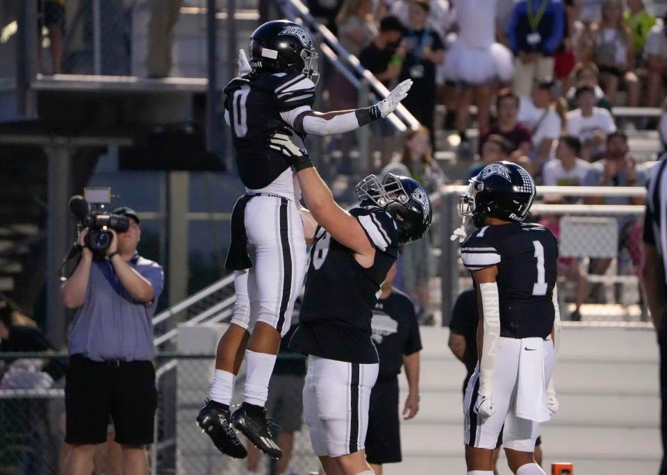 Ankeny Centennial senior Elijah Porter helped the Jaguars cruise to a big win over Urbandale on Friday to secure a playoff spot.