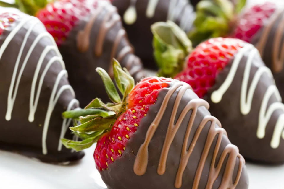 Fresas cubiertas con chocolate para San Valentín