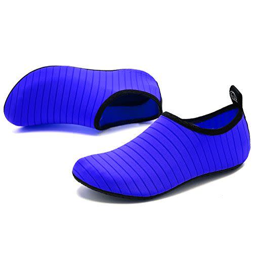 26) Water Sports Unisex Shoes