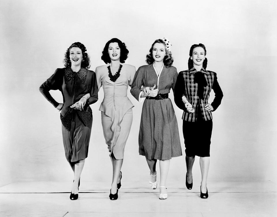 Hollywood Canteen: from left, Julie Bishop, Lynn Baggett, Virginia Patton, Andrea King, 1944 - Alamy