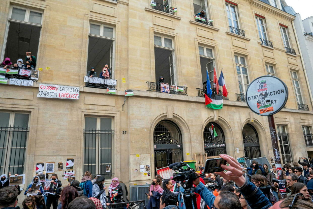 Les étudiants ont libéré Sciences Po Paris après avoir obtenu gain de cause à leurs revendications.  - Credit:CARON/ZEPPELIN/SIPA / SIPA / CARON/ZEPPELIN/SIPA