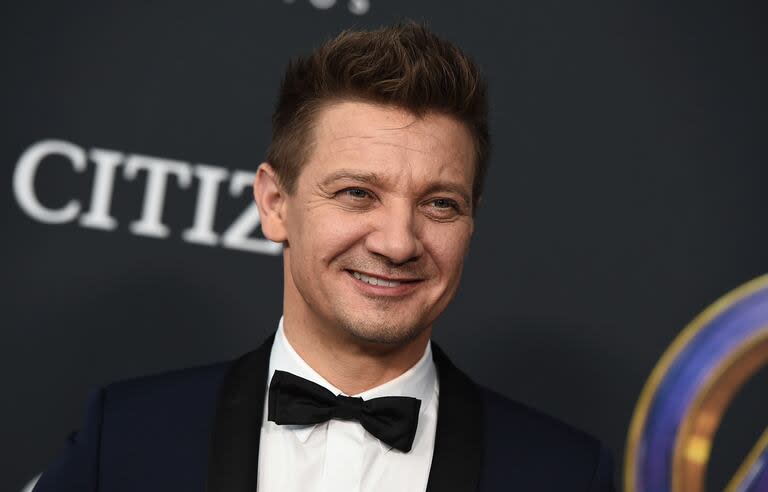 Jeremy Renner habló con LA NACION sobre su regreso a la actuación tras el accidente que lo dejó en estado crítico