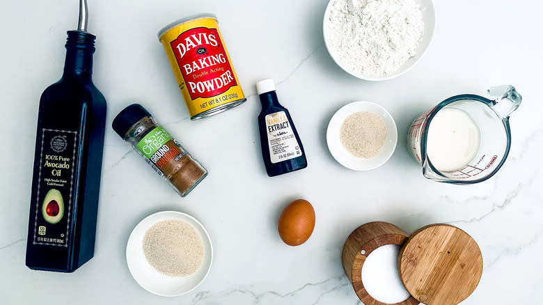 cinnamon sugar funnel cake ingredients