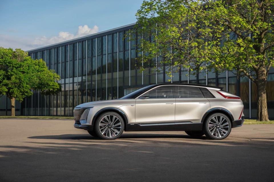 View Photos of 2023 Cadillac Lyriq