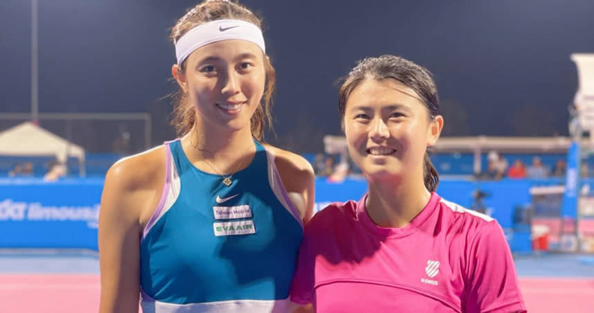 詹皓晴（左）、吳芳嫺在泰國華欣女網賽合作女雙。（圖／劉雪貞提供）
