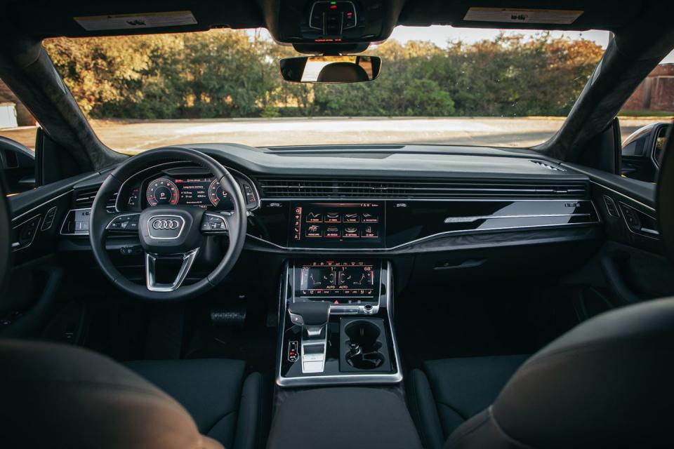 <p>Many Q8 buyers will be more interested in technology than driving dynamics, and it's here that Audi once again positions itself on the cutting edge.</p>
