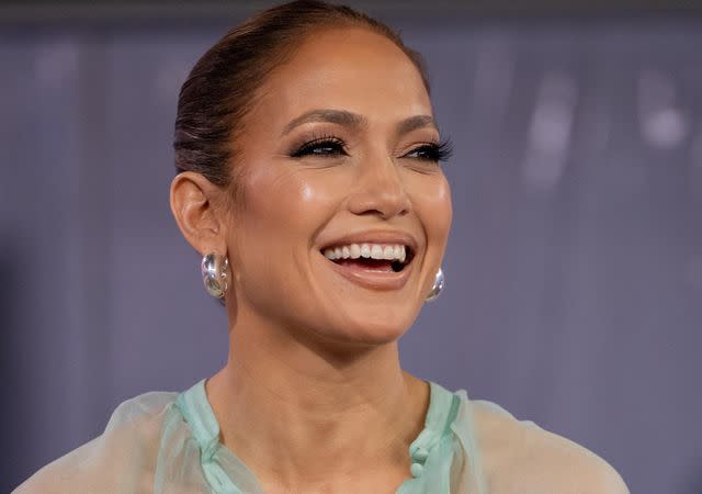 <p>(Photo by: Nathan Congleton/NBC via Getty Images)</p> Jennifer Lopez