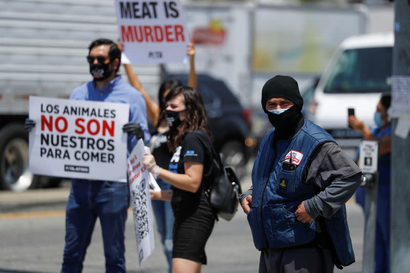 PETA protest during COVID-19 outbreak in California