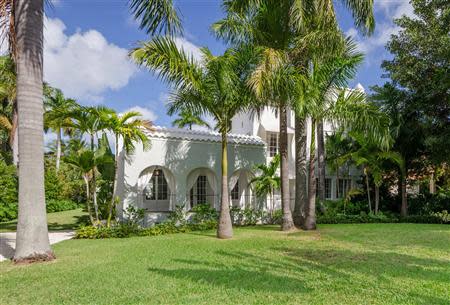 The street view of the waterfront mansion on Palm Island in Miami Beach, once owned by notorious gangster Al Capone, is shown in this handout photo provided by One Sotheby's International Realty February 8, 2014. REUTERS/One Sotheby's International Realty/Handout via Reuters