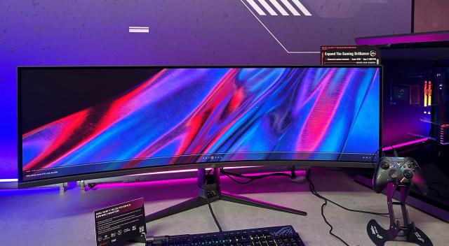 ASUS Intros World's First 32 4K QD-OLED Gaming Display, Also Unveils 49  Ultra-Wide ROG Swift OLED Panel