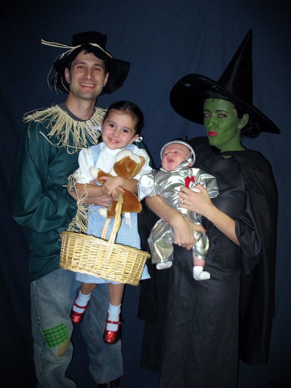 family halloween costumes wizard of oz