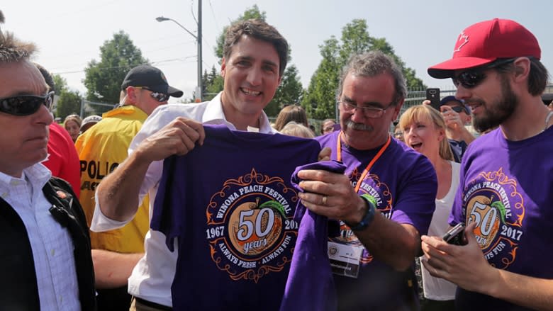 Justin Trudeau visited the peach festival - and everyone wanted a selfie
