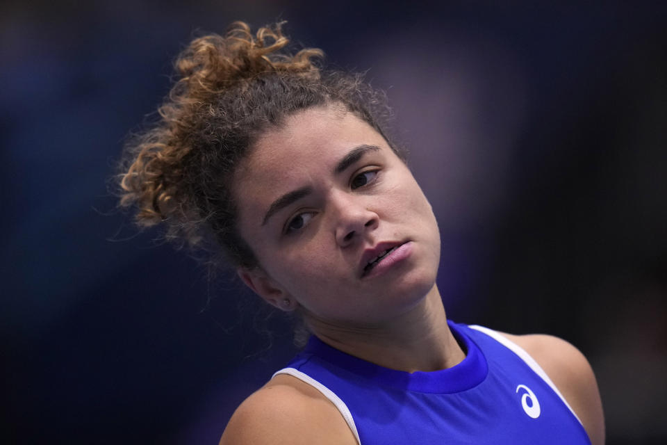 Italy's Jasmine Paolini reacts during her game against Canada's Leylah Fernandez during their final singles tennis match at the Billie Jean King Cup finals at La Cartuja stadium in Seville, southern Spain, Spain, Sunday, Nov. 12, 2023. (AP Photo/Manu Fernandez)