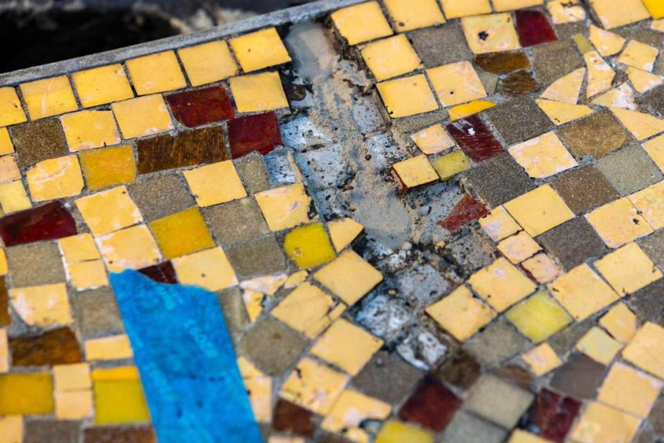 A detail of a damaged section of a 1950s mosaic mural that was rescued from destruction by Miami Beach preservationists in 2015. The mural by artist Jack Stewart depicting the Greek god Apollo, is undergoing restoration by RLA Conservation at Wynwood’s Bakehouse Art Complex and will be reinstalled at a new South Beach fire station. Jose A. Iglesias/jiglesias@elnuevoherald.com