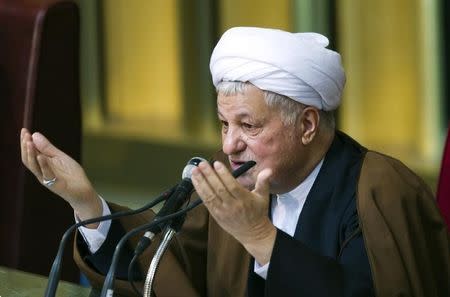 Former Iranian president Akbar Hashemi Rafsanjani gives the opening speech during Iran's Assembly of Experts' biannual meeting in Tehran March 8, 2011. REUTERS/Raheb Homavandi