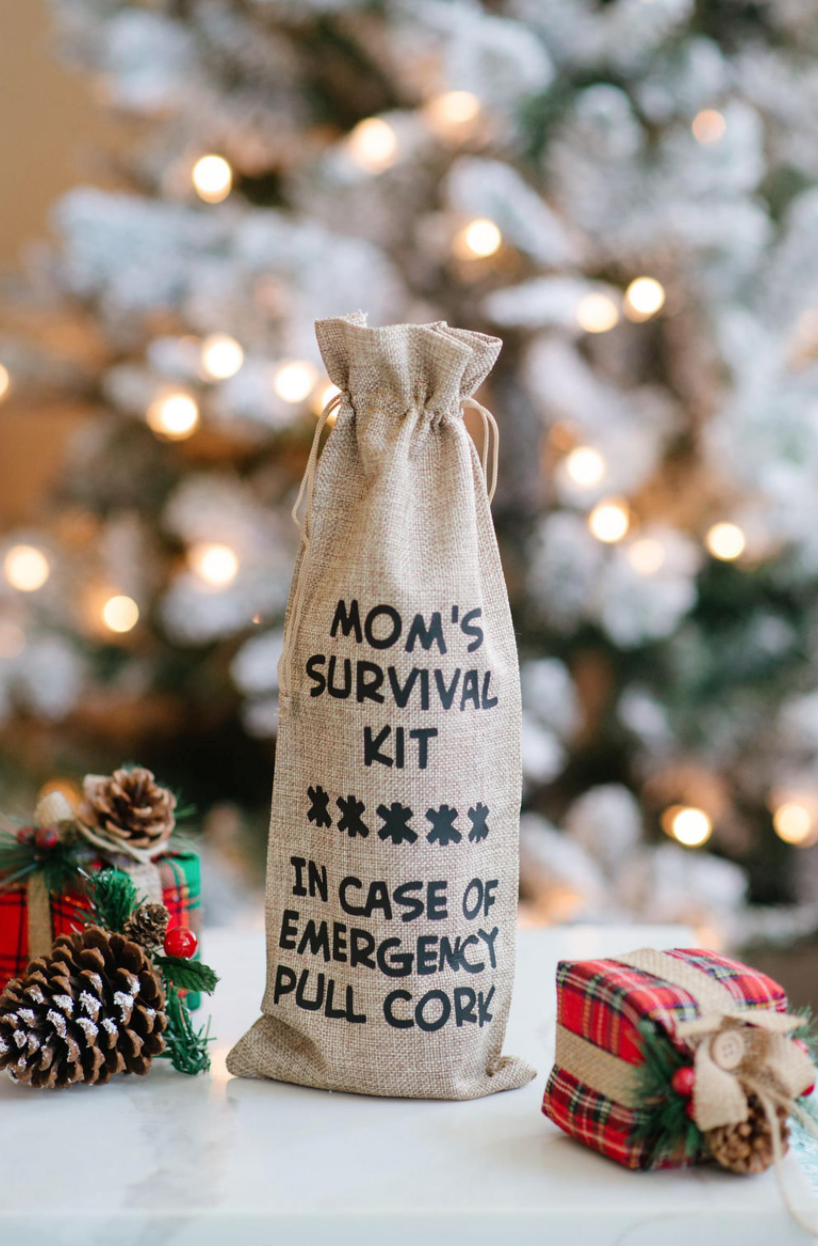 ‘Mom's Survival Kit’ Reusable Jute Wine Bag (Photo via Etsy)