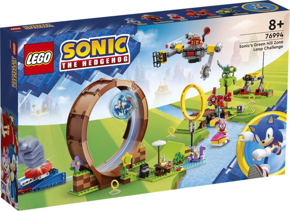 Box with graphics for LEGO's Sonic Green Hill Zone Loop Challenge