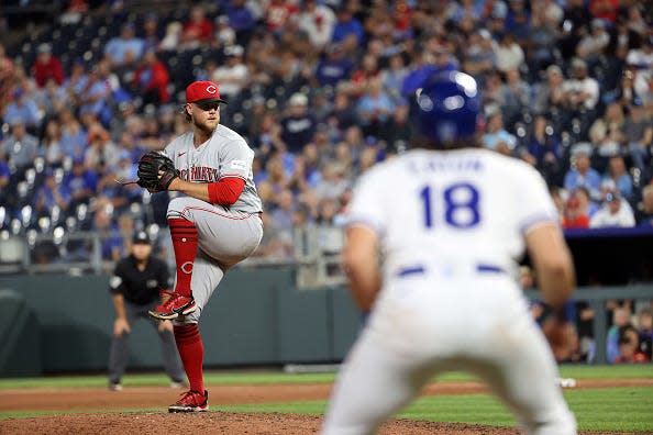 Reds pitcher Ricky Karcher in his MLB debut against the Royals