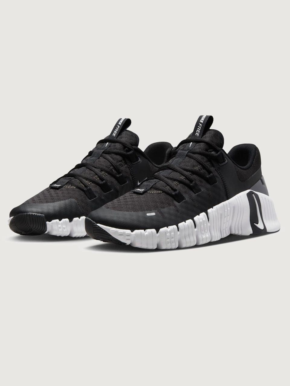 <p><a href="https://go.redirectingat.com?id=74968X1596630&url=https%3A%2F%2Fcarbon38.com%2Fproducts%2Fnike-free-metcon-5-black-white-anthracite&sref=https%3A%2F%2Fwww.prevention.com%2Ffitness%2Fworkout-clothes-gear%2Fg60570176%2Fbest-weightlifting-shoes%2F" rel="nofollow noopener" target="_blank" data-ylk="slk:Shop Now;elm:context_link;itc:0;sec:content-canvas" class="link ">Shop Now</a></p><p>Free Metcon 5</p><p>carbon38.com</p><p>$130.00</p>