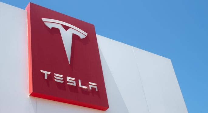 Tesla comienza su proyecto de refinería de litio en Texas de 375M$